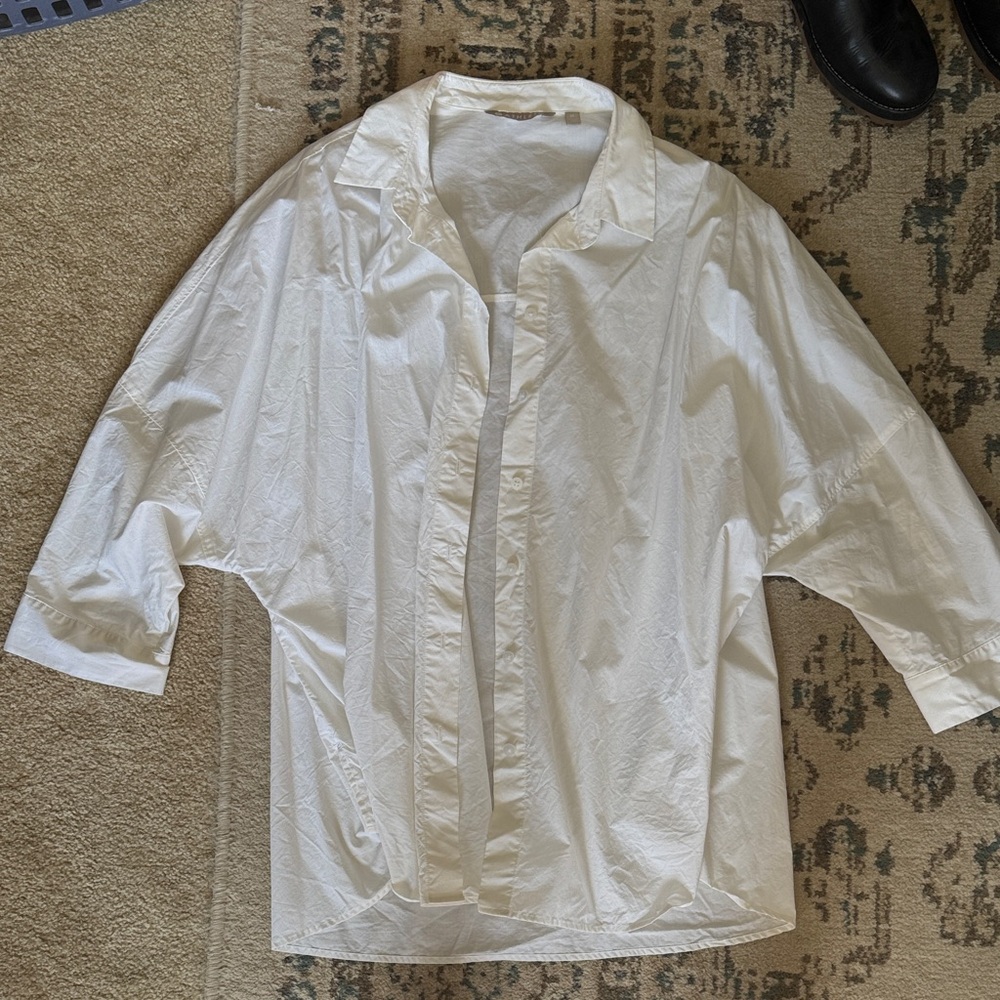 Athleta Women’s Lightweight White Shirt with drop sleeve